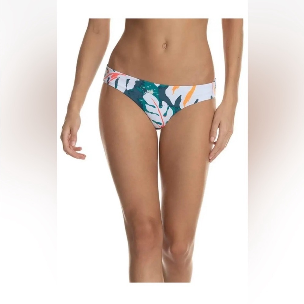 Maaji - Storyteller Voyage Bikini
Bottom- reversible- NWT